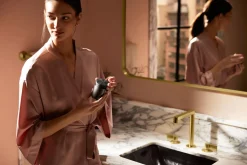 All-in-one cleansing device