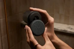 All-in-one cleansing device