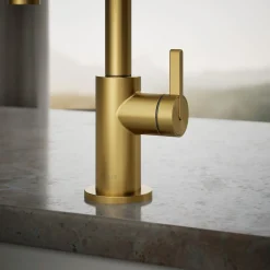 Beverage faucet