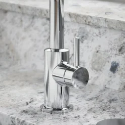 Beverage faucet