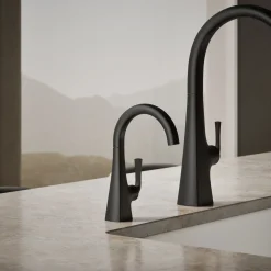 Beverage faucet