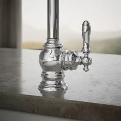 Beverage faucet