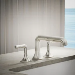 Deck-mount bath spout with Straight design
