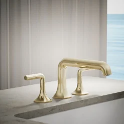 Deck-mount bath spout with Straight design