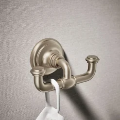 Double robe hook