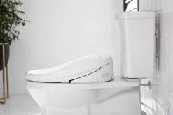 Elongated bidet toilet seat with remote control