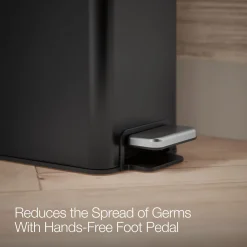 2.5-gallon slim step trash can