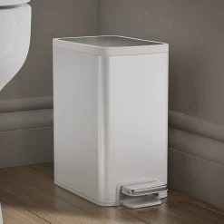 1-1/2-gallon step trash can