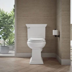 Heated ReadyLatch® Quiet-Close™ round-front toilet seat