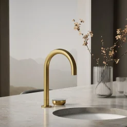 4-in-1 short arc beverage faucet