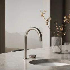 4-in-1 short arc beverage faucet