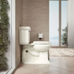 Nightlight ReadyLatch® Quiet-Close™ round-front toilet seat