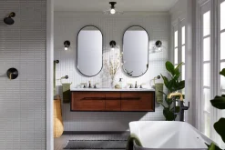 One-light sconce