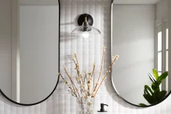 One-light sconce