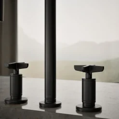 Pull-down kitchen sink faucet with two-function sprayhead