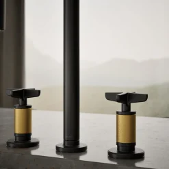 Pull-down kitchen sink faucet with two-function sprayhead