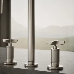 Pull-down kitchen sink faucet with two-function sprayhead