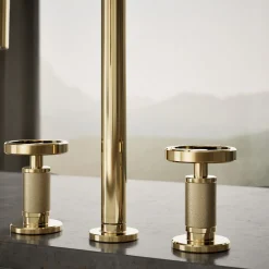 Pull-down kitchen sink faucet with two-function sprayhead