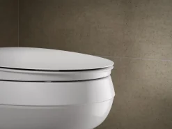ReadyLatch® Quiet-Close™ elongated toilet seat