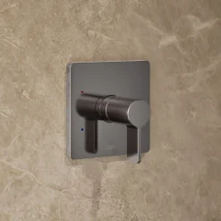 Rite-Temp® shower trim kit, 2.5 gpm