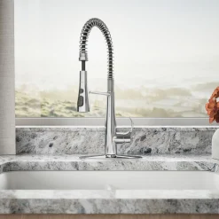 Semi-professional kitchen sink faucet with three-function sprayhead