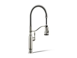 Semi-professional kitchen sink faucet with three-function sprayhead