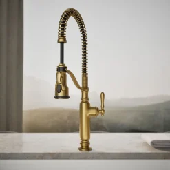 Semi-professional kitchen sink faucet with three-function sprayhead