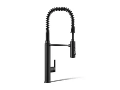 Semi-professional kitchen sink faucet with three-function sprayhead
