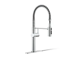 Semi-professional kitchen sink faucet with three-function sprayhead