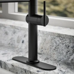 Semi-professional kitchen sink faucet with three-function sprayhead