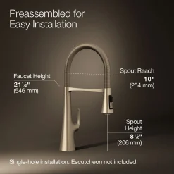 Semi-professional kitchen sink faucet with three-function sprayhead