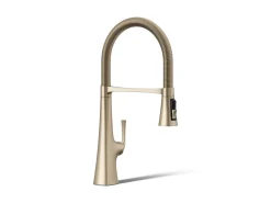 Semi-professional kitchen sink faucet with three-function sprayhead