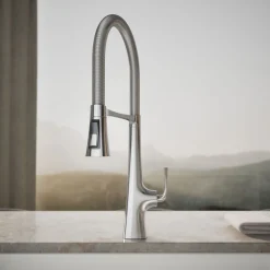 Semi-professional kitchen sink faucet with three-function sprayhead