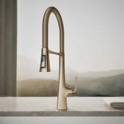 Semi-professional kitchen sink faucet with three-function sprayhead