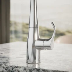 Single-handle bar sink faucet