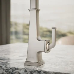 Single-handle bar sink faucet