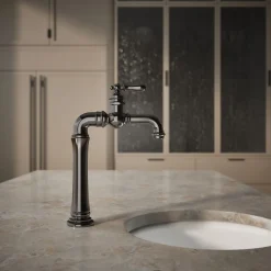 Single-handle bar sink faucet