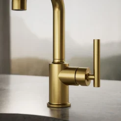 Single-handle bar sink faucet