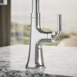 Single-handle bar sink faucet