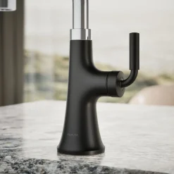 Single-handle bar sink faucet