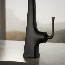 Single-handle bar sink faucet