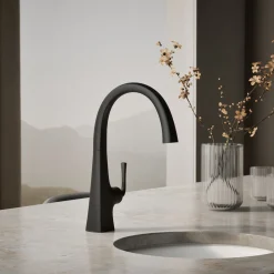 Single-handle bar sink faucet