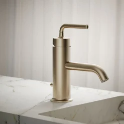 Single-handle bathroom sink faucet with Straight Lever handle, 1.2 gpm