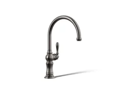 Single-handle kitchen sink faucet