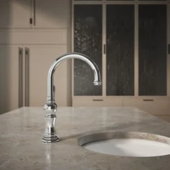 Single-handle kitchen sink faucet