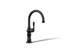 Single-handle kitchen sink faucet