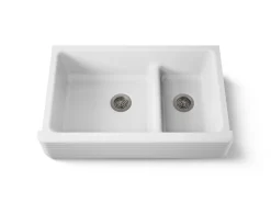 Smart Divide® 35-11/16" undermount double-bowl farmhouse kitchen sink