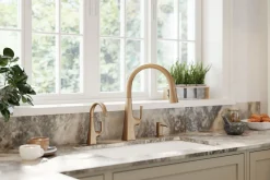 Soap/lotion dispenser
