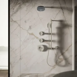 Three-function showerhead, 2.5 gpm