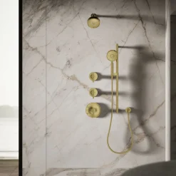 Three-function showerhead, 2.5 gpm